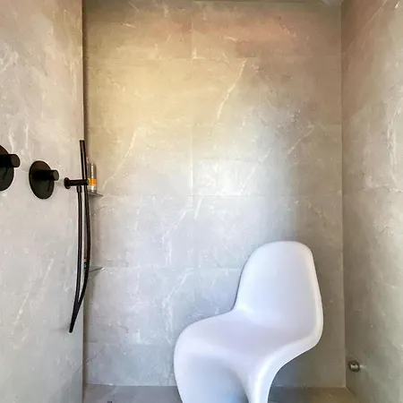 Costa Brava: De Lujo Con Piscina Privada Y Eficiencia Energética - Es-209-99 *