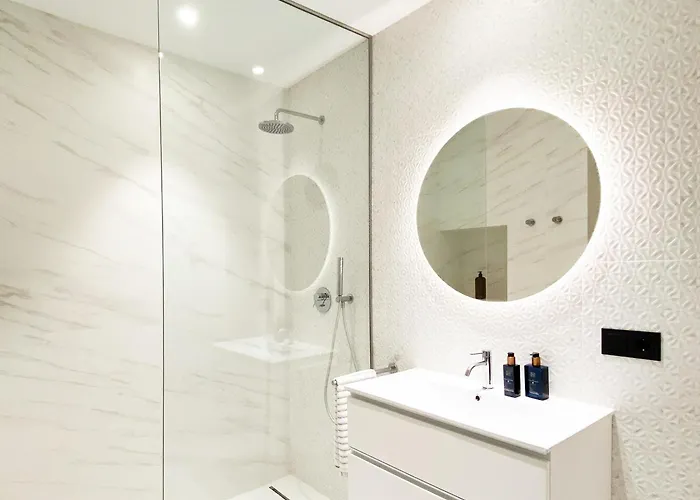 Costa Brava: De Lujo Con Piscina Privada Y Eficiencia Energetica - Es-209-99 Nyaraló *