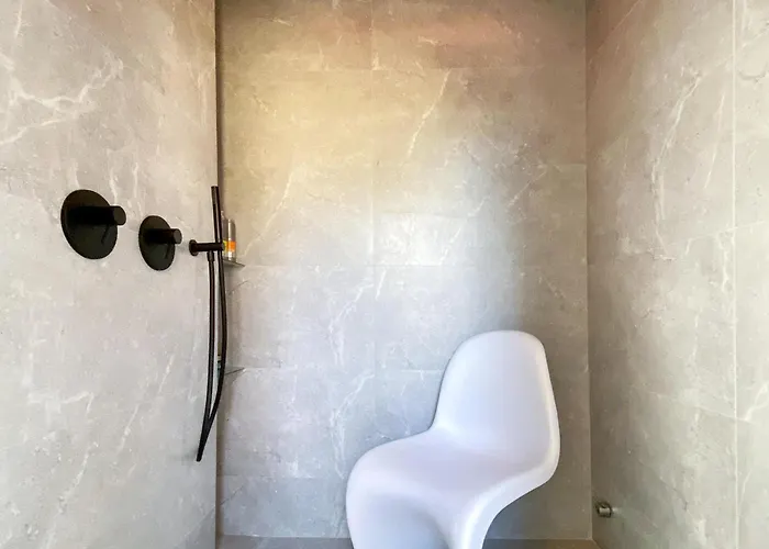 Costa Brava: De Lujo Con Piscina Privada Y Eficiencia Energetica - Es-209-99 *